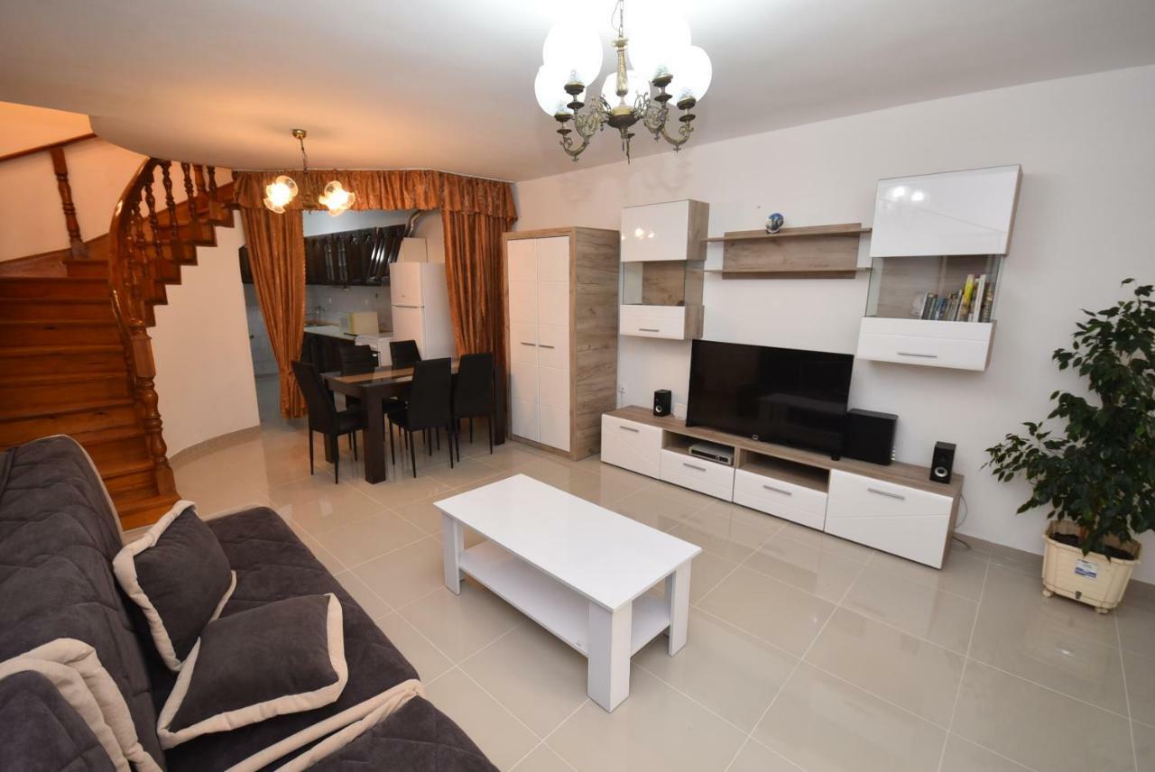 House By The Sea Tivat Exterior foto