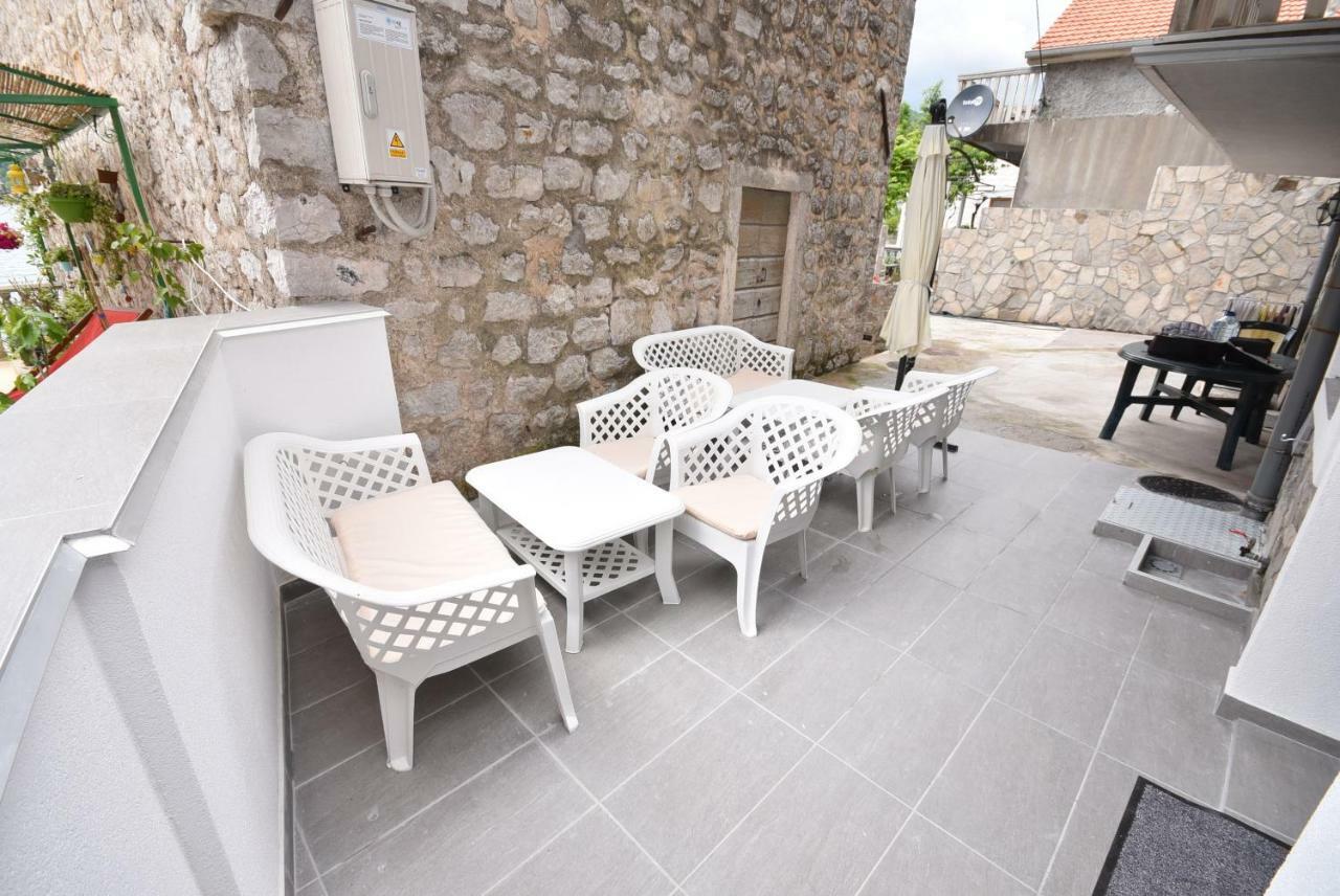 House By The Sea Tivat Exterior foto