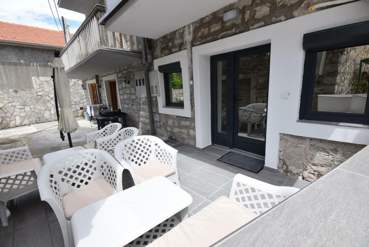 House By The Sea Tivat Exterior foto