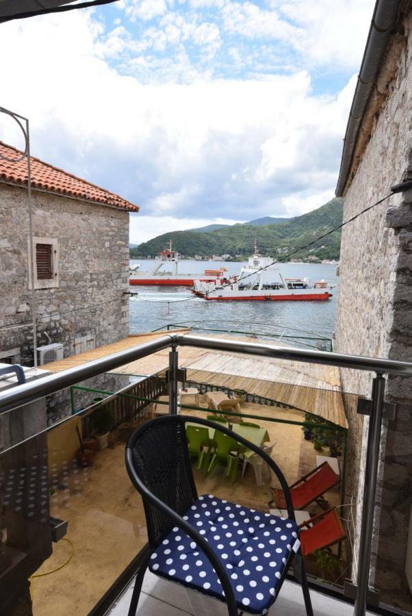 House By The Sea Tivat Exterior foto