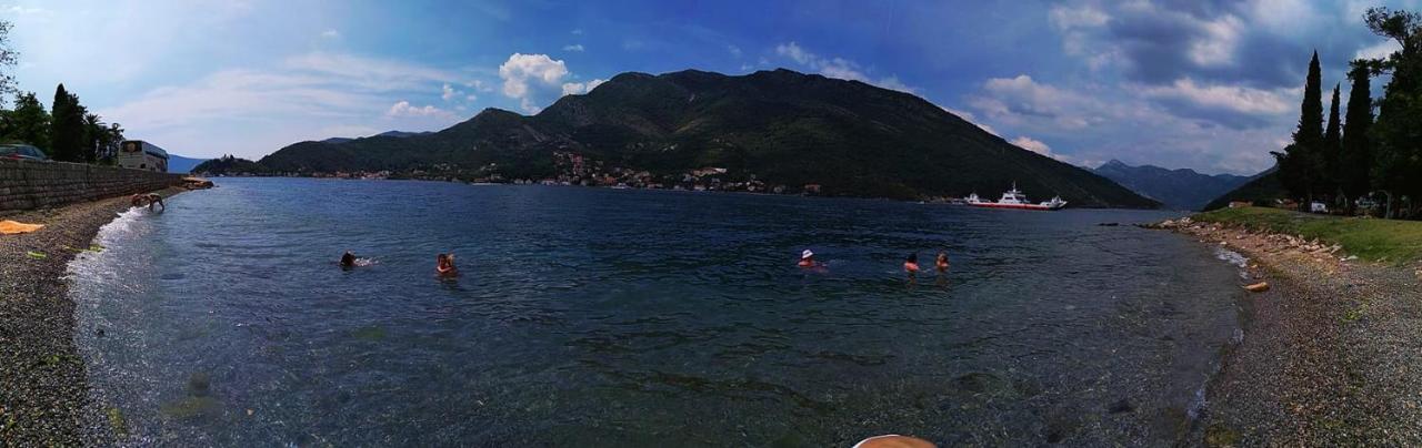 House By The Sea Tivat Exterior foto